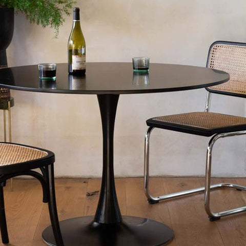 Mesa de Comedor con Base Metálica TULIP - Grande
